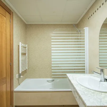 Enjoygranada Emir 3f - Pool, Gym & Free Parking