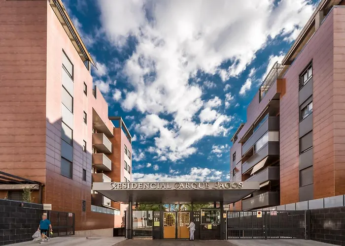 Enjoygranada Emir 3f - Pool, Gym & Free Parking